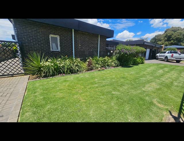 3 BEDROOM HOUSE TO LET IN VANDERBIJLPARK SW 2